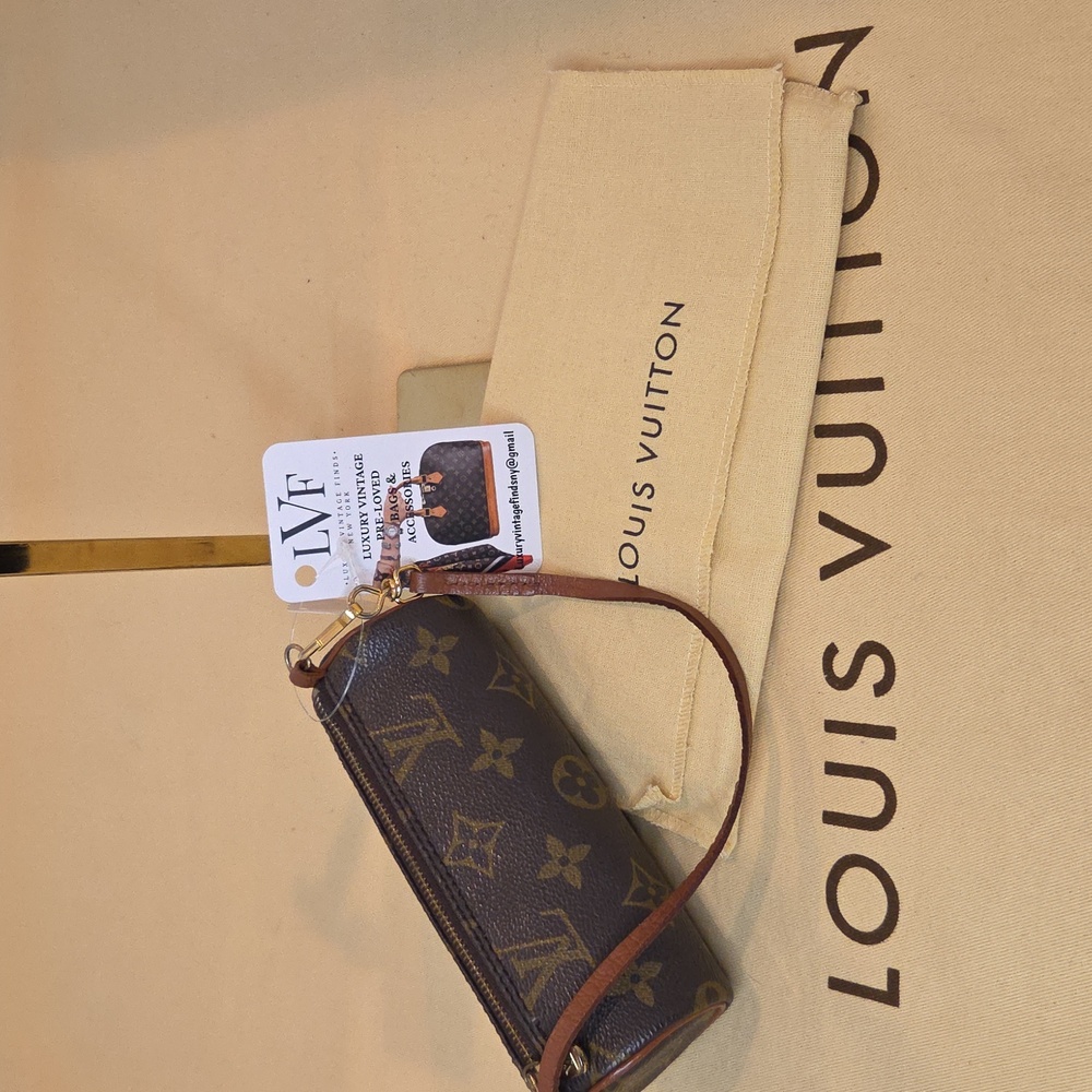 Louis Vuitton 1970's ULTRA RARE Mini Papillon wristlet-highly collectable piece - Picture 6 of 17